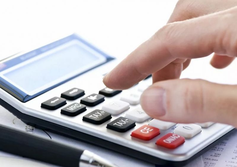 Клиент рассчитывает стоимость доставки продуктов из магазина Карусель